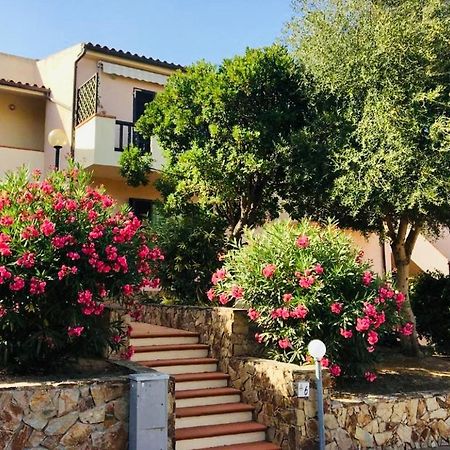 Le Residenze Itaca Porto Pozzo Exterior foto